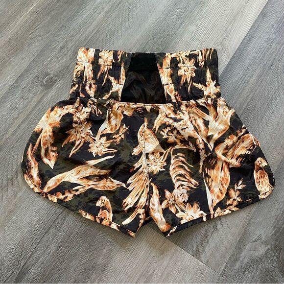Free People Movement Shorts Athleisure Workout Black Floral XS Stretch - Picture 5 of 10